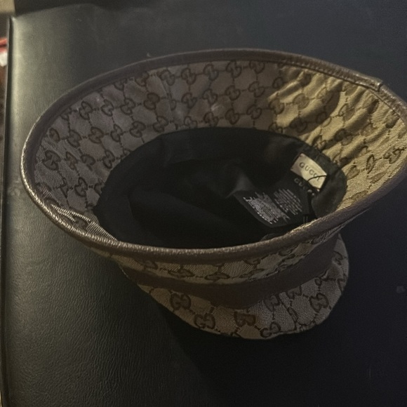 Gucci monogram, bucket hat made in Italy size 6 7/8 to 7 1/8 medium - Picture 3 of 5